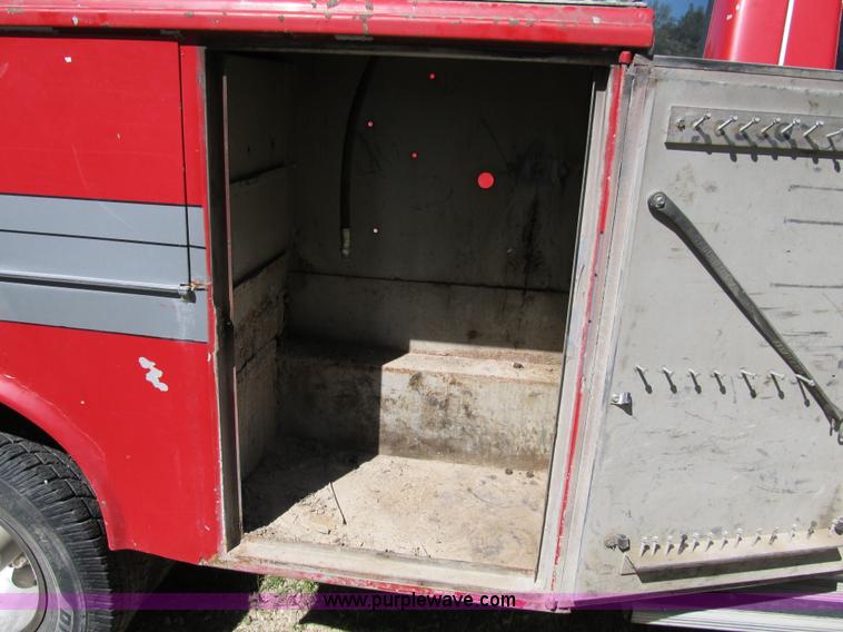 image for item 8993 1993 Ford F350 utility pickup truck