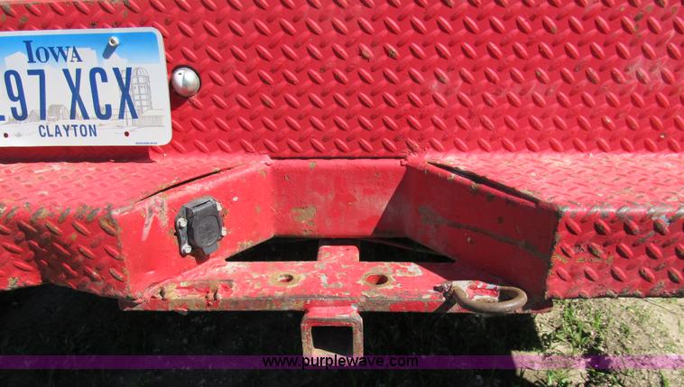 image for item 8993 1993 Ford F350 utility pickup truck