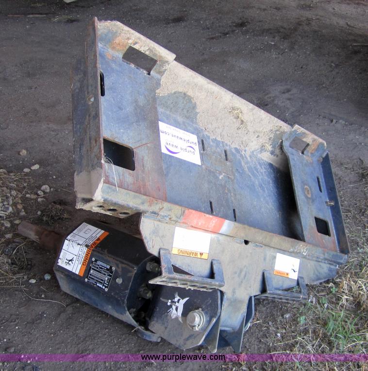 image for item A4800 Bobcat 15C auger mounting bracket with bit