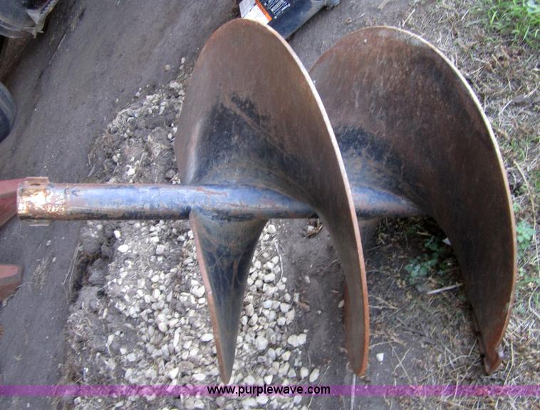 image for item A4800 Bobcat 15C auger mounting bracket with bit