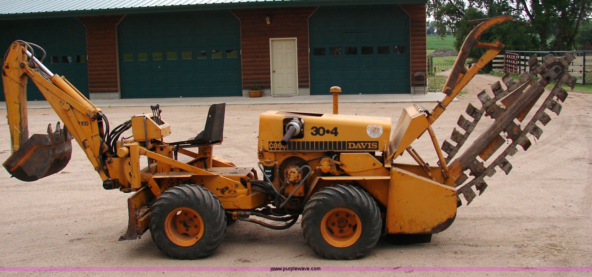 1981 Case Davis 30+4 trencher and backhoe combo in Spivey, KS Item