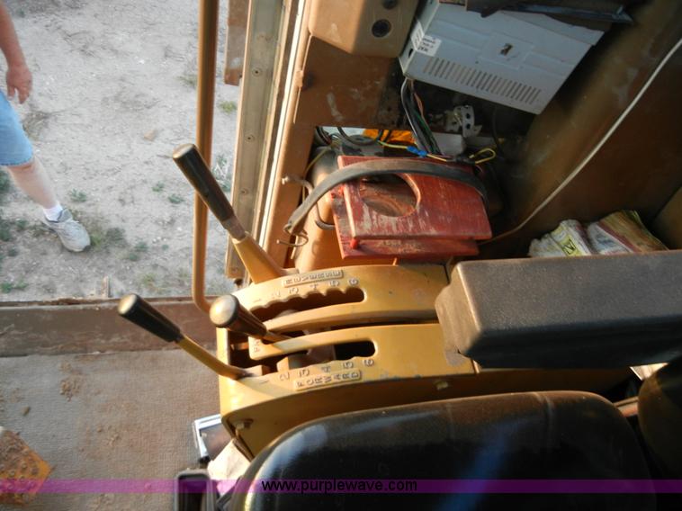 image for item 1000 1989 Caterpillar 140G-VHP motor grader