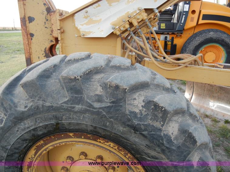 image for item 1000 1989 Caterpillar 140G-VHP motor grader