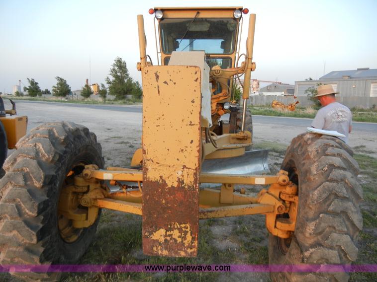 image for item 1000 1989 Caterpillar 140G-VHP motor grader