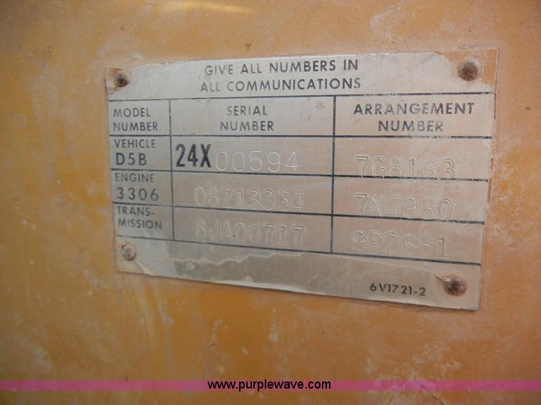 image for item 1001 1982 Caterpillar D5B dozer