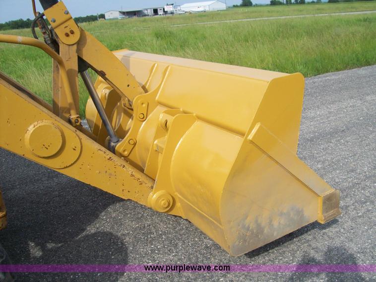 image for item 1750 2007 Caterpillar 414E IL loader