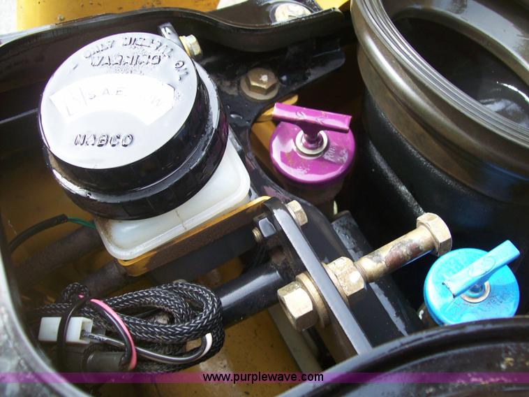 image for item 1750 2007 Caterpillar 414E IL loader