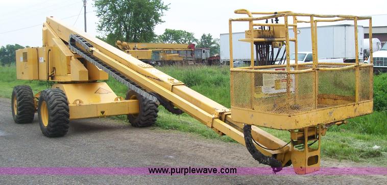 image for item 1751 Condor 68 boom lift