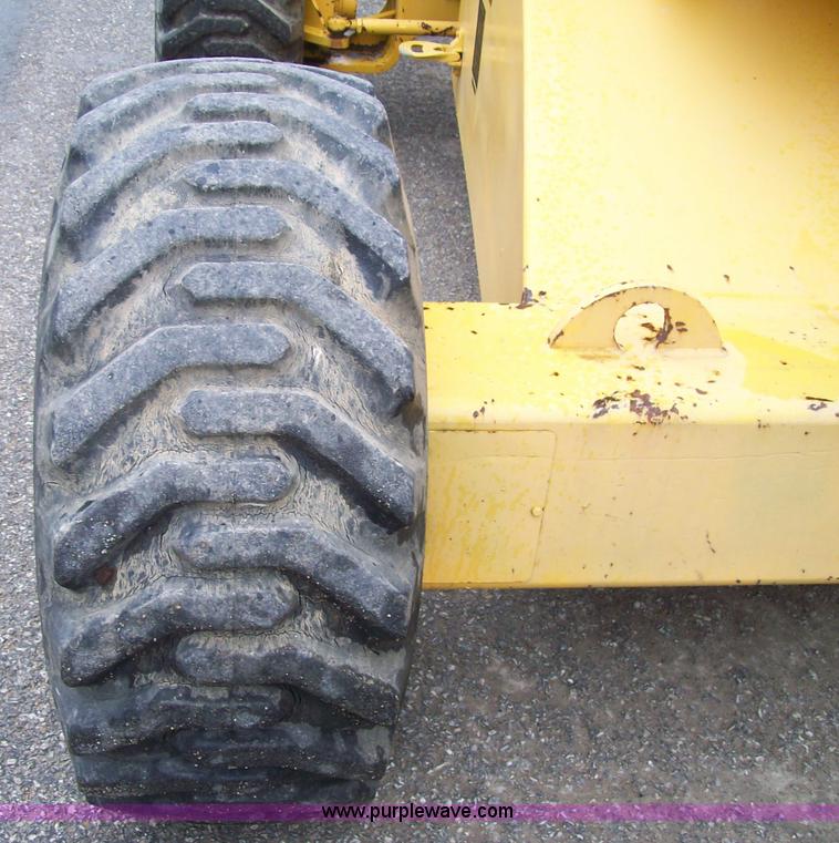 image for item 1751 Condor 68 boom lift