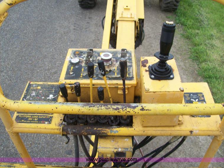 image for item 1751 Condor 68 boom lift