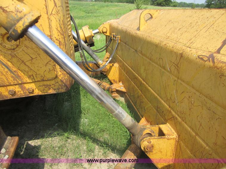 image for item 3791 International TD-25C dozer