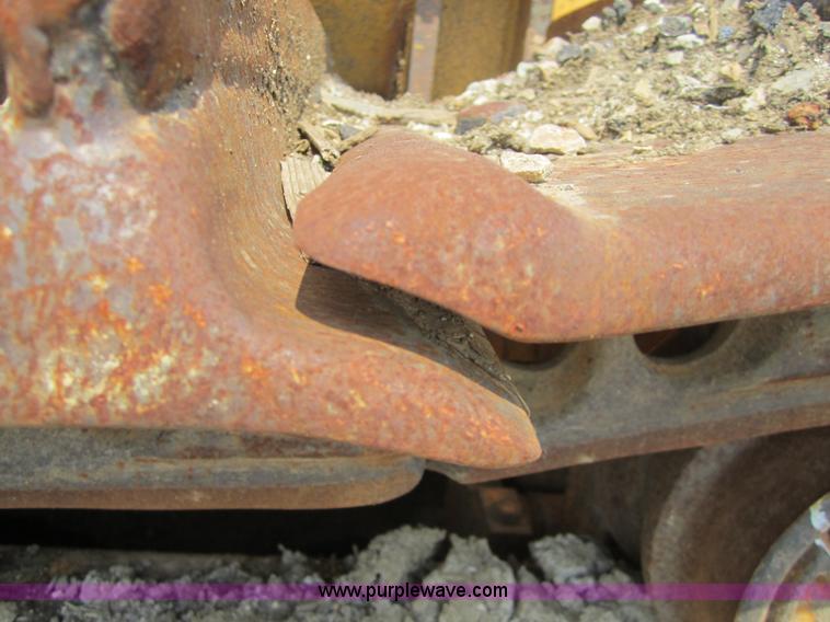 image for item 3791 International TD-25C dozer