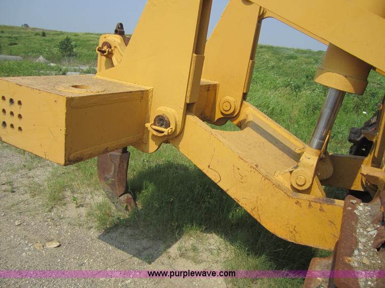 image for item 3791 International TD-25C dozer