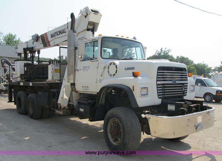 image for item 4149 1988 Ford LT9000 crane truck