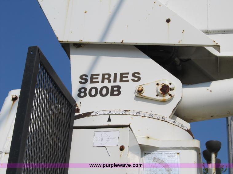 image for item 4149 1988 Ford LT9000 crane truck