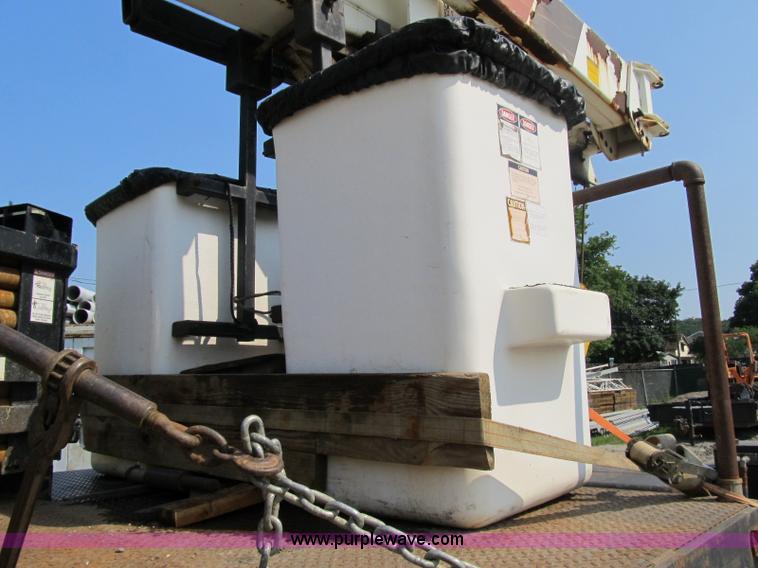 image for item 4149 1988 Ford LT9000 crane truck