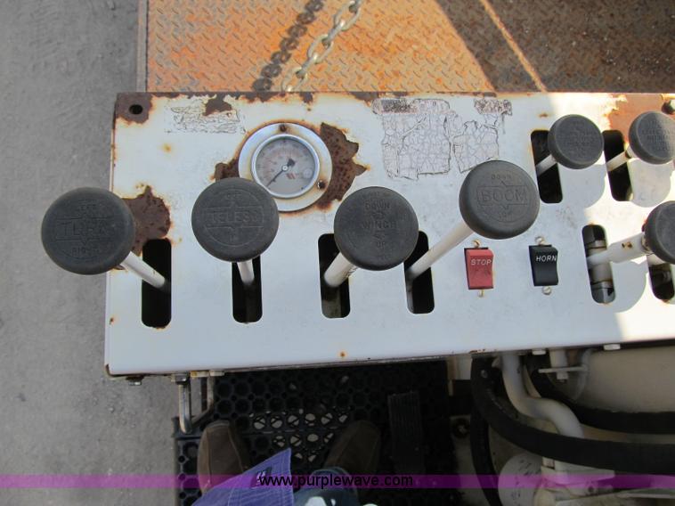 image for item 4149 1988 Ford LT9000 crane truck