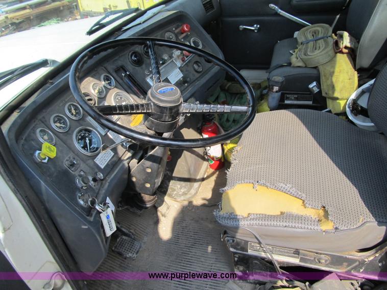 image for item 4149 1988 Ford LT9000 crane truck