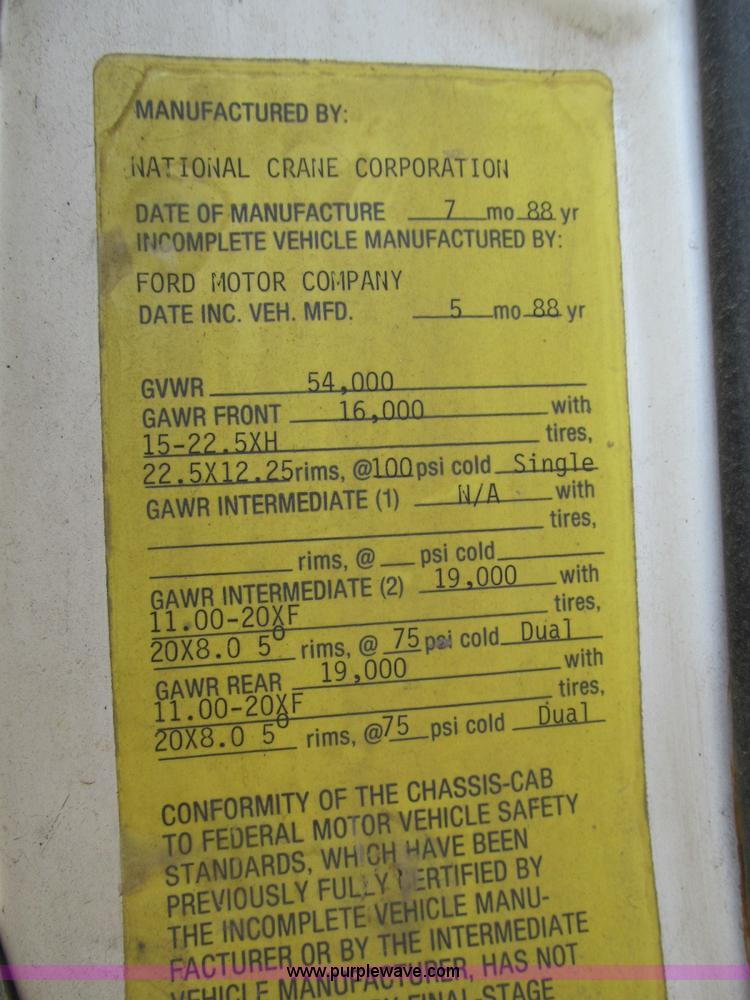 image for item 4149 1988 Ford LT9000 crane truck