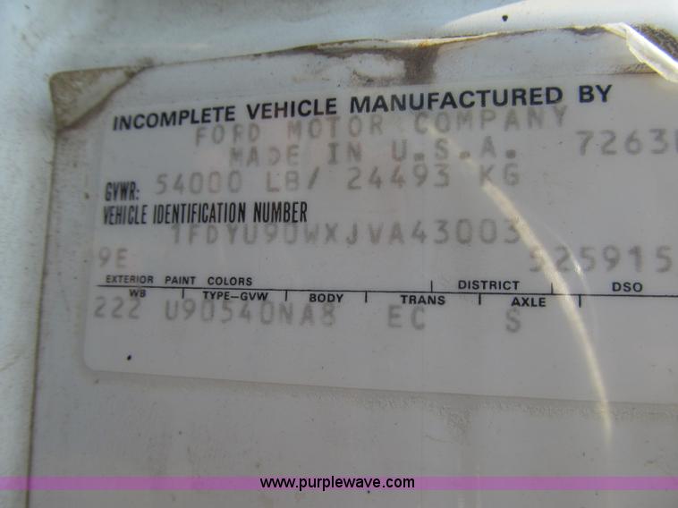 image for item 4149 1988 Ford LT9000 crane truck