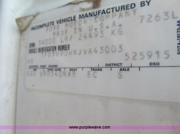 image for item 4149 1988 Ford LT9000 crane truck