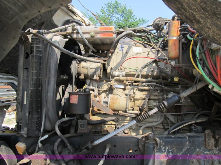 image for item 4149 1988 Ford LT9000 crane truck