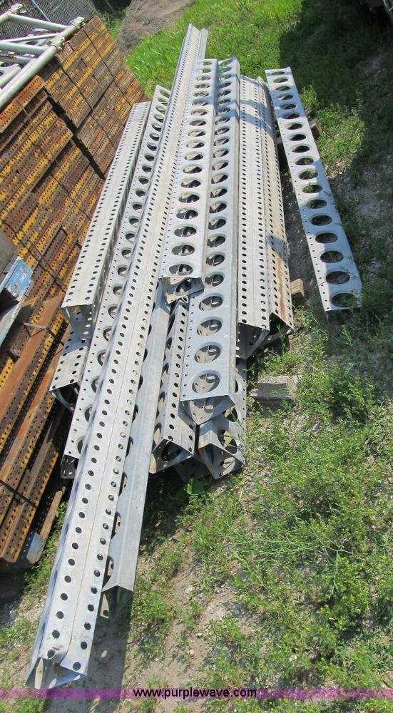 image for item 4150 Assorted concrete froms