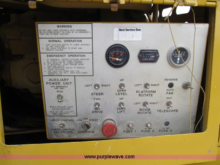 image for item 4152 1989 Grove MZ66A boom lift