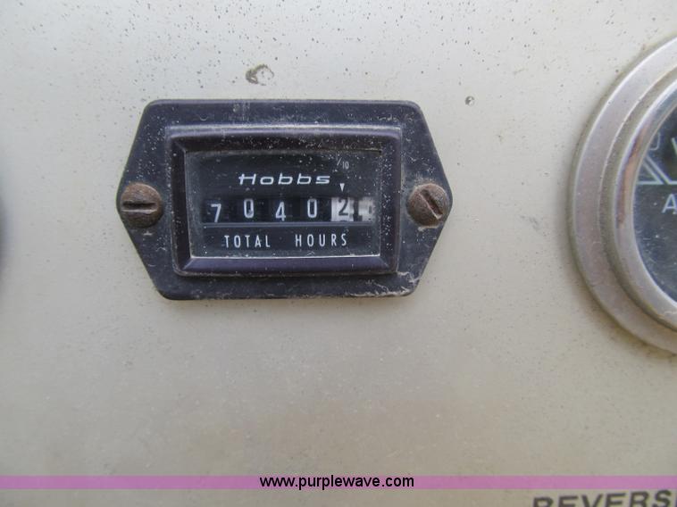 image for item 4152 1989 Grove MZ66A boom lift