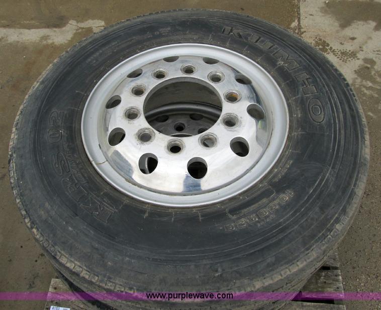 image for item 4153 (11) assorted tires