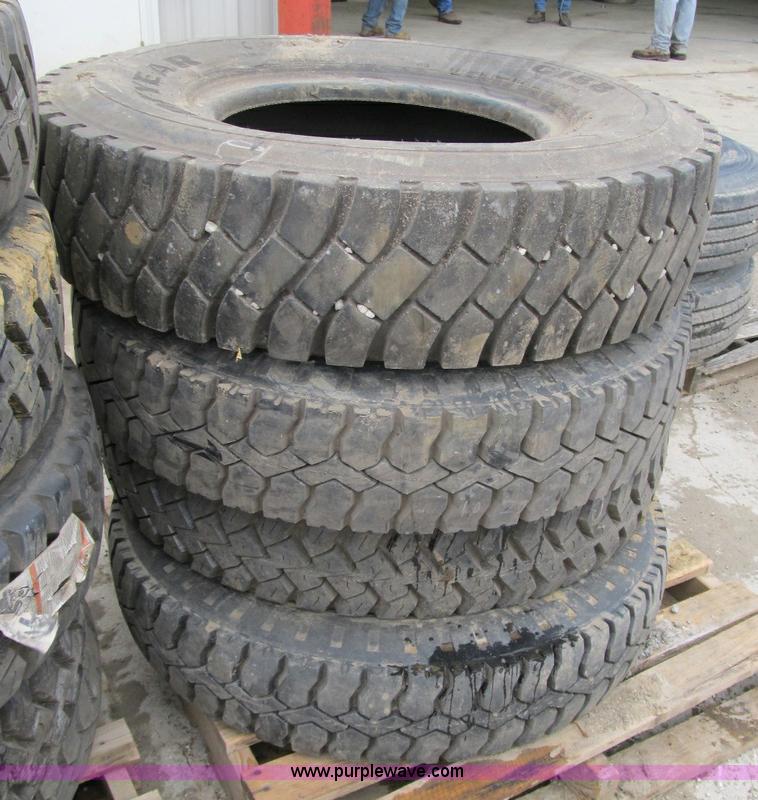 image for item 4153 (11) assorted tires