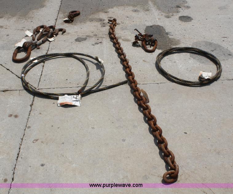 image for item 4744 Assorted chains and cables