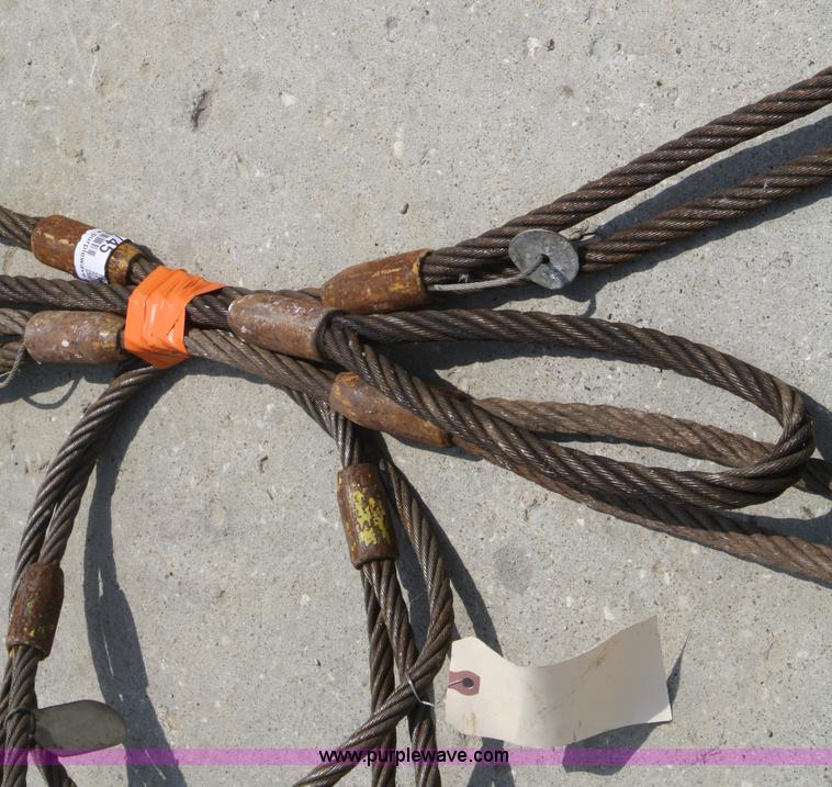 image for item 4745 (3) 3'L x 3/4" chokers