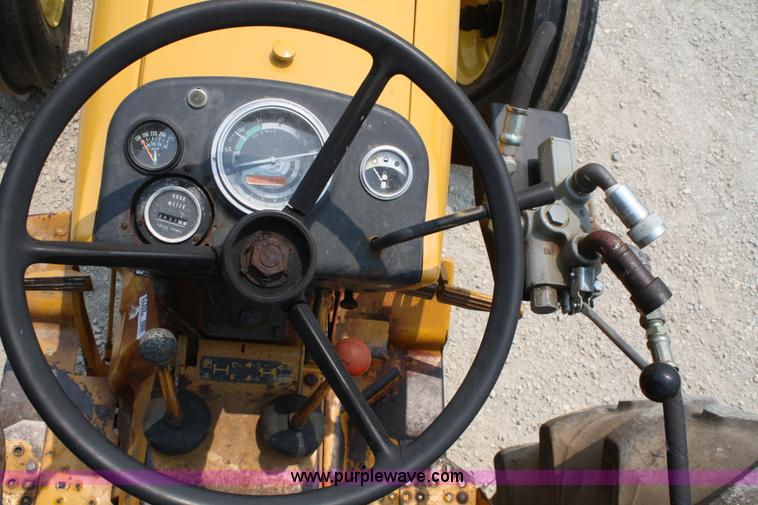 image for item 4760 1971 John Deere 300 tractor