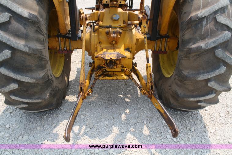 image for item 4760 1971 John Deere 300 tractor