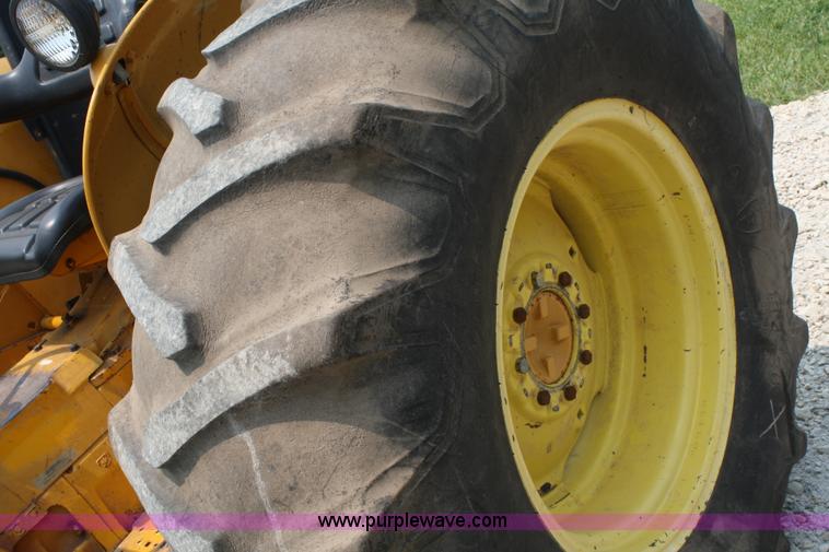 image for item 4760 1971 John Deere 300 tractor