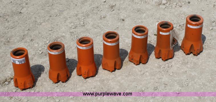 image for item 4762 (6) 3.5" rock bits