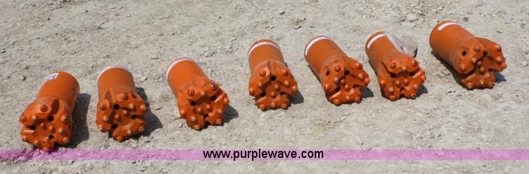 image for item 4762 (6) 3.5" rock bits