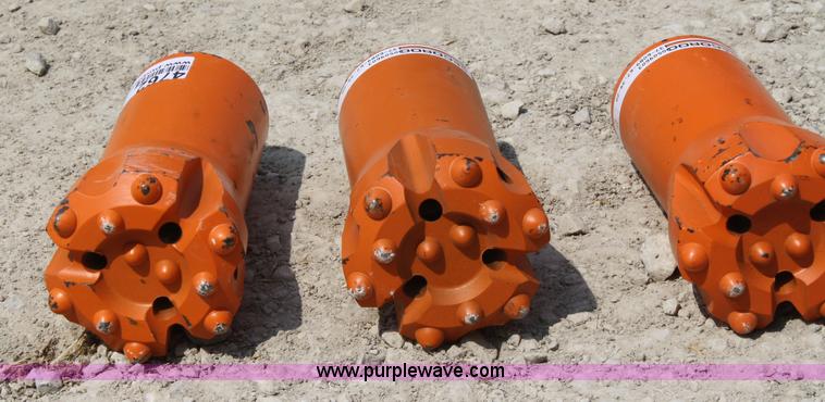 image for item 4762 (6) 3.5" rock bits