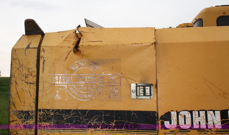 image for item 5074 1997 John Deere 690E LC excavator