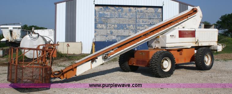 image for item 5081 1984 JLG 60G boom lift