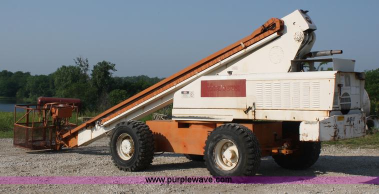 image for item 5081 1984 JLG 60G boom lift
