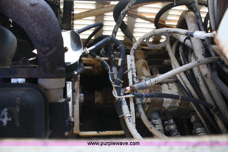 image for item 5081 1984 JLG 60G boom lift