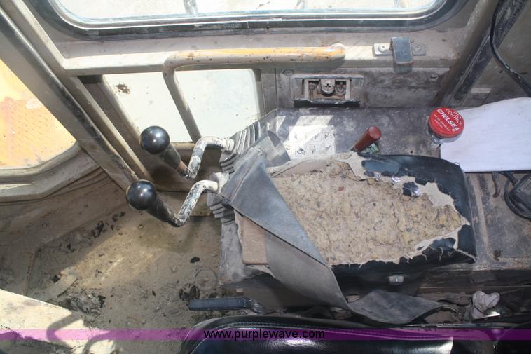 image for item 5084 1988 Komatsu WA500 wheel loader