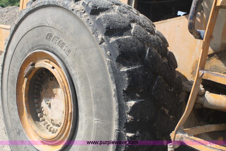 image for item 5084 1988 Komatsu WA500 wheel loader