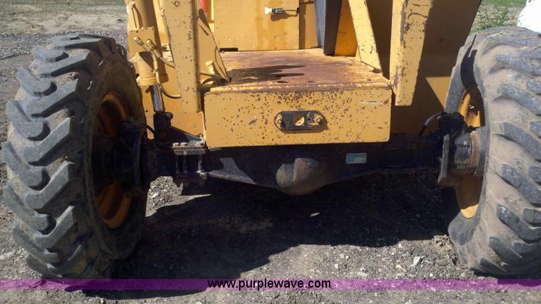 image for item 5121 1999 Case 689G telehandler