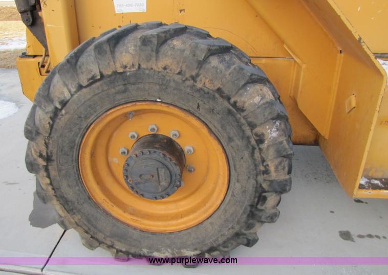 image for item 5121 1999 Case 689G telehandler
