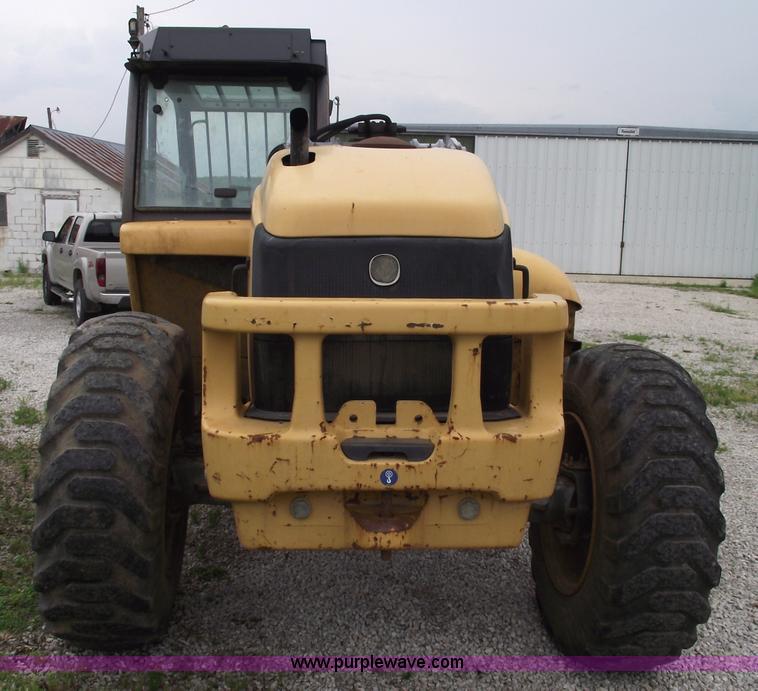image for item 5560 1999 New Holland LM640 telehandler