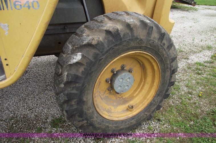 image for item 5560 1999 New Holland LM640 telehandler