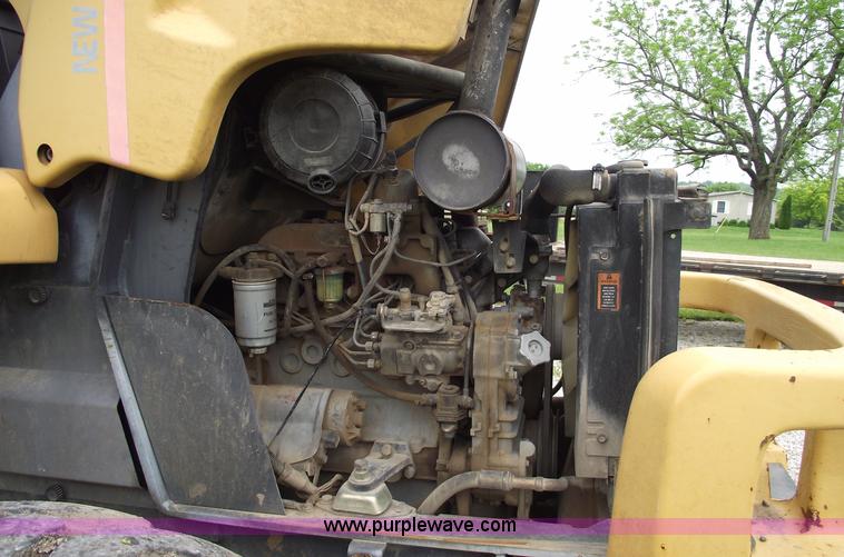 image for item 5560 1999 New Holland LM640 telehandler